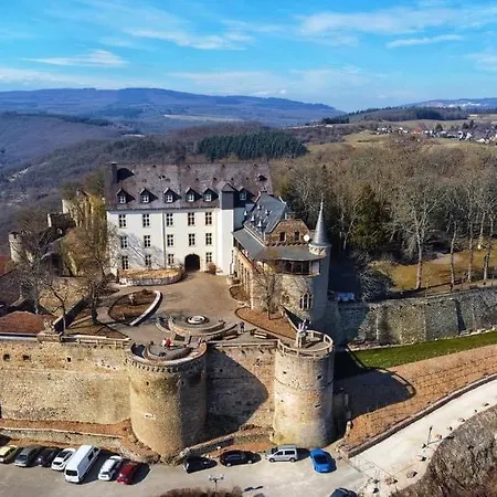 Schwarzer Kater * Hochstetten-Dhaun