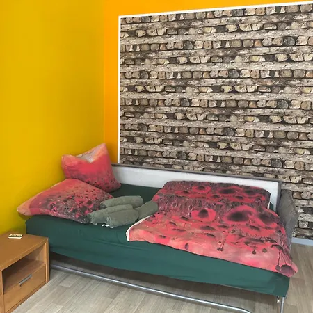 شقة Schwarzer Kater *